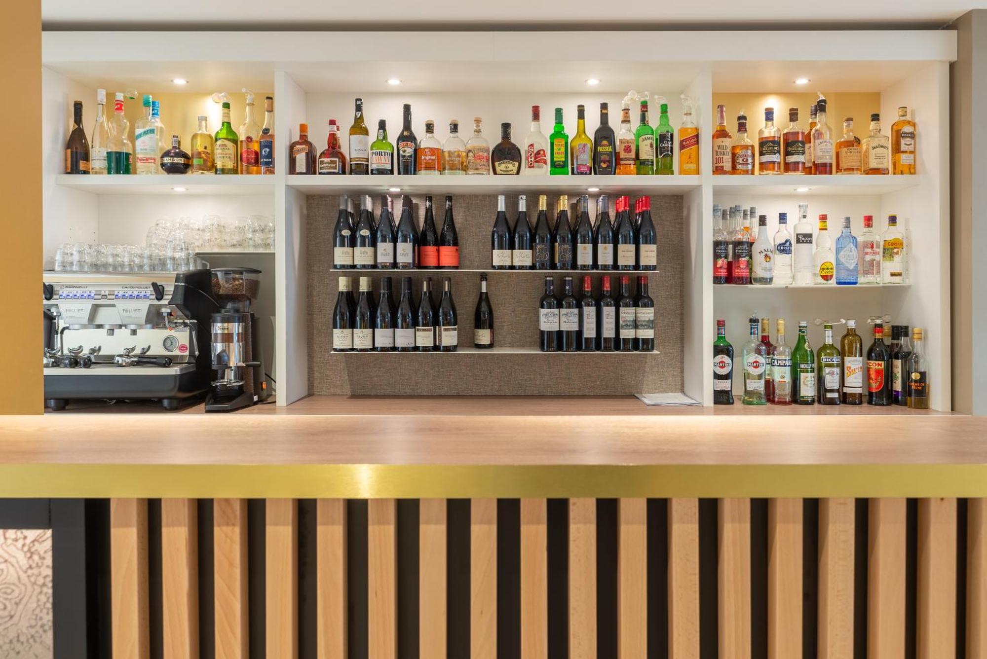 奥尔良圣让德布赖埃布里特酒店 - 安塔尔 圣让·德·布赖 外观 照片