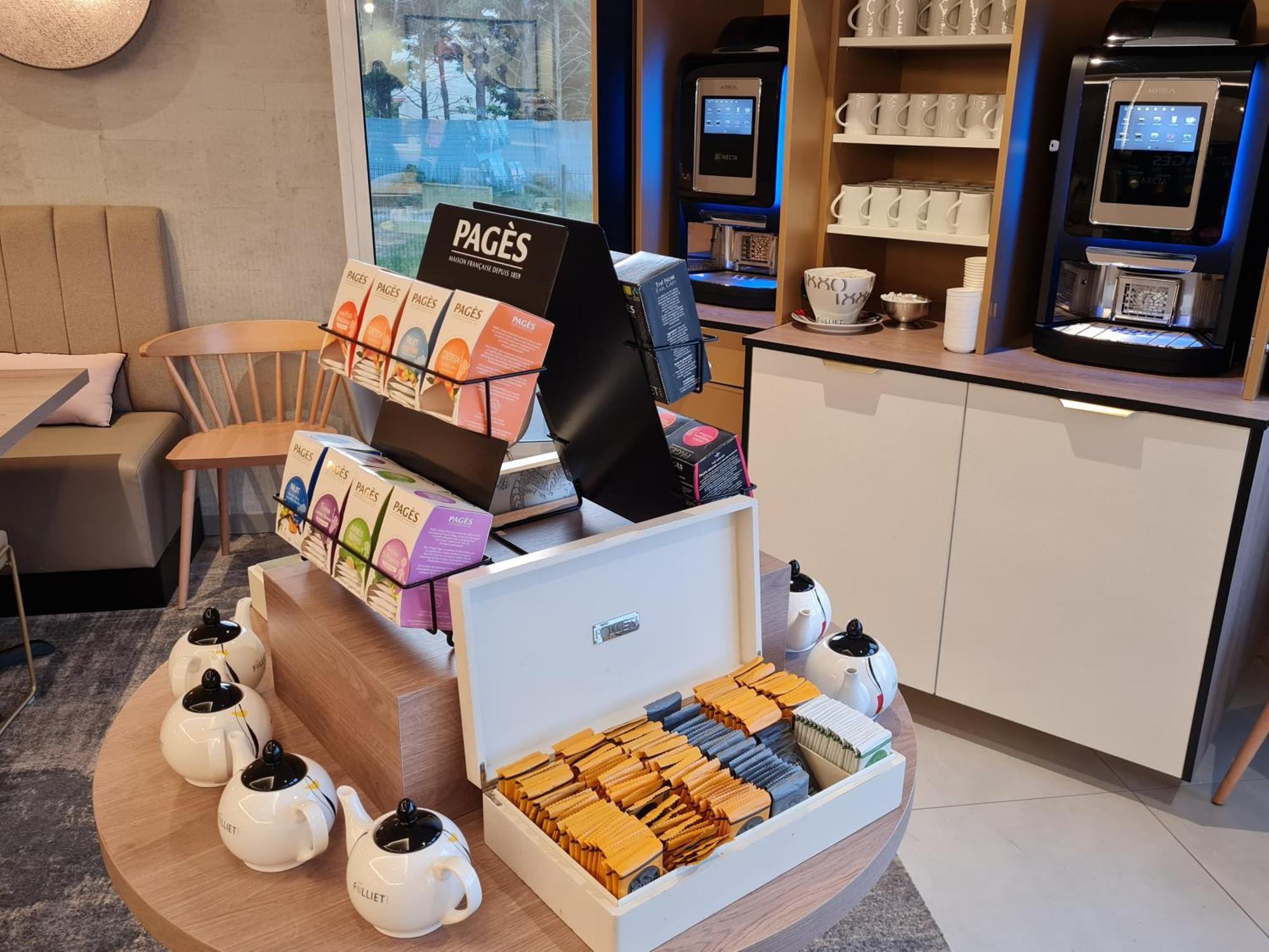 奥尔良圣让德布赖埃布里特酒店 - 安塔尔 圣让·德·布赖 外观 照片