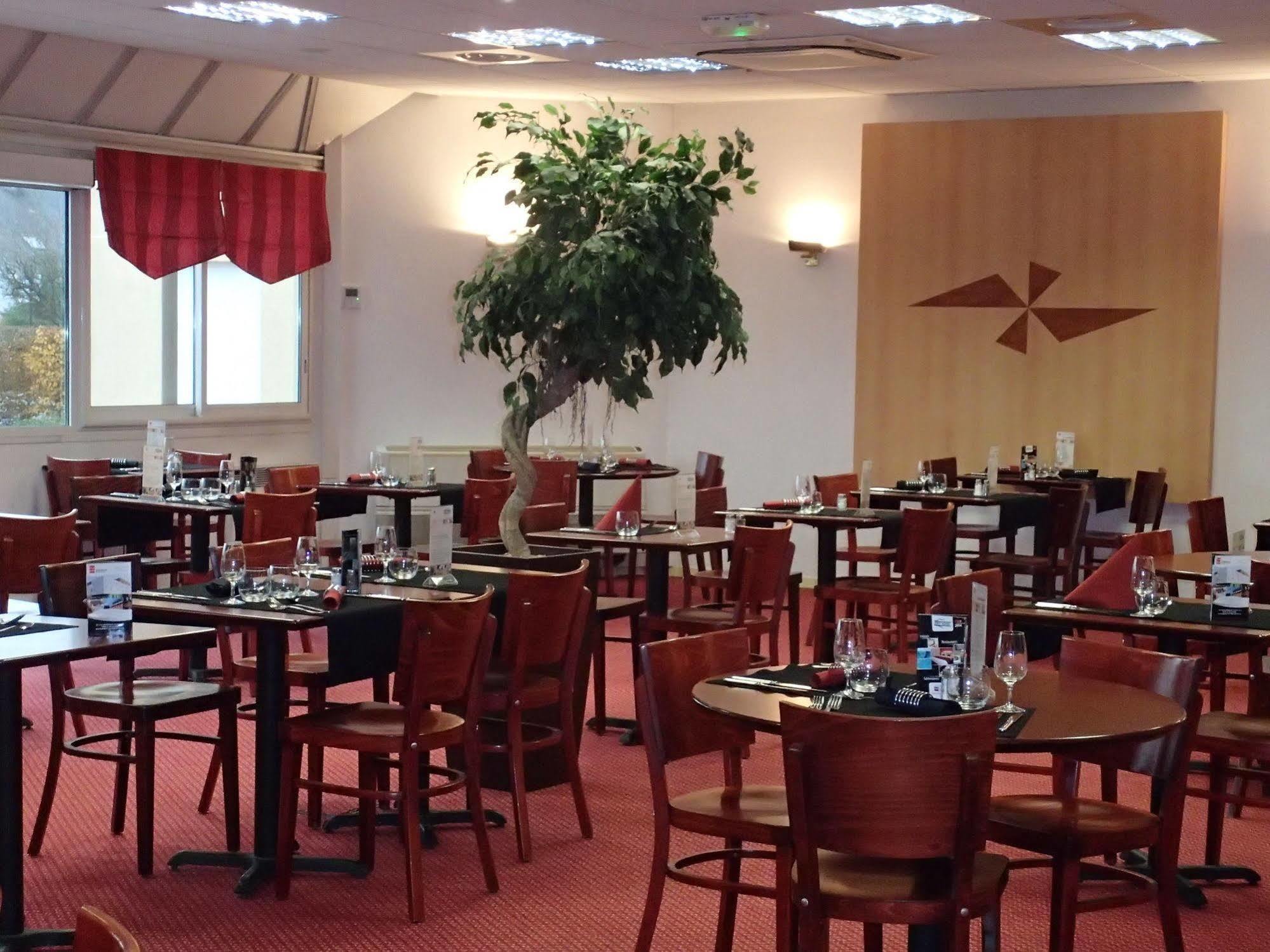 奥尔良圣让德布赖埃布里特酒店 - 安塔尔 圣让·德·布赖 外观 照片